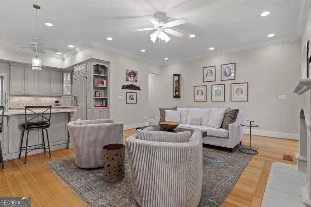 224 Cherry ST Chattanooga, TN 37403