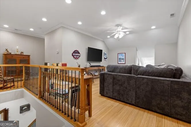 224 Cherry ST Chattanooga, TN 37403