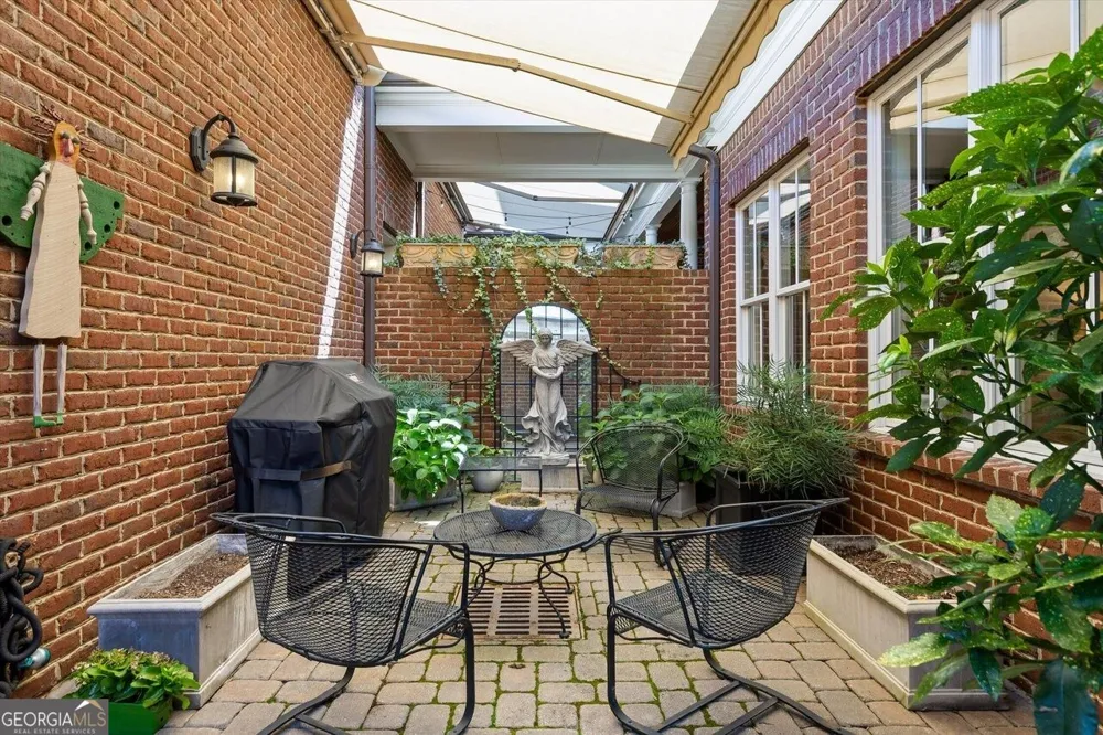 224 Cherry ST Chattanooga, TN 37403
