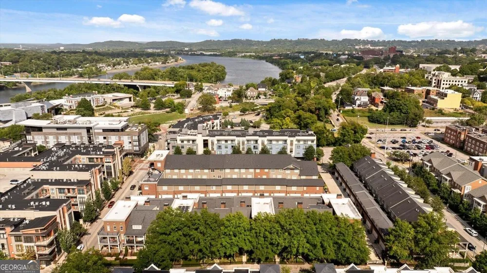 224 Cherry ST Chattanooga, TN 37403