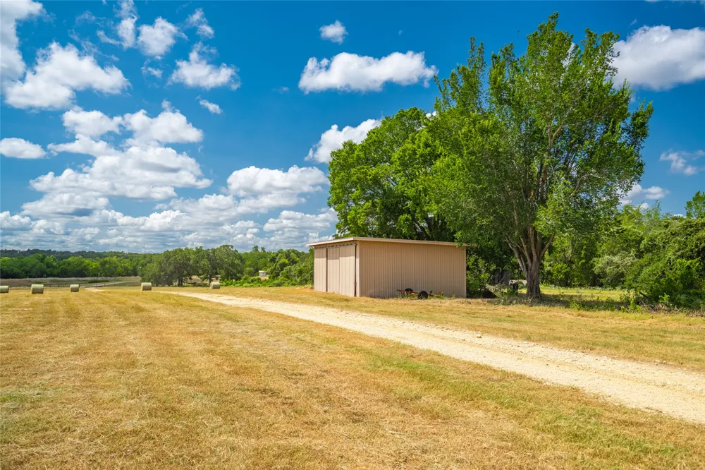 17000 FM 112 Thrall, TX 76578
