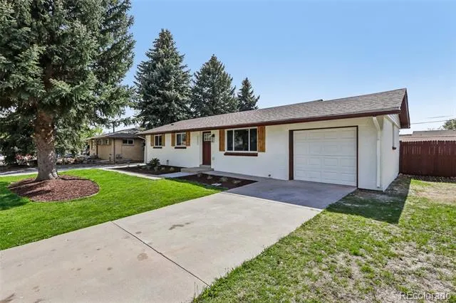 6555 Teller Street Arvada, CO 80003