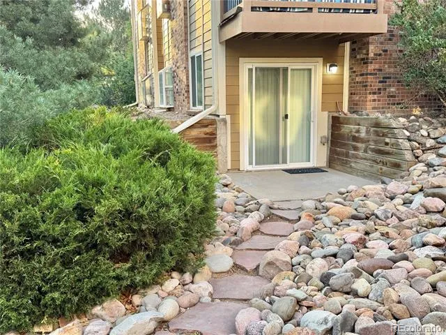 3093 S Ursula Circle #102 Aurora, CO 80014
