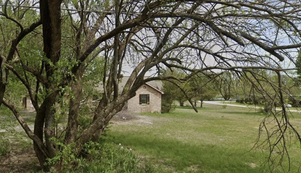 1357 John Douglas Road Van Alstyne, TX 75495