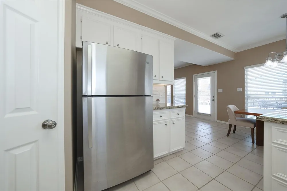 543 Sunset Circle Galveston, TX 77554