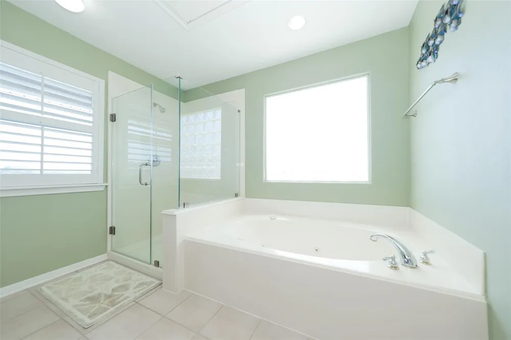 543 Sunset Circle Galveston, TX 77554