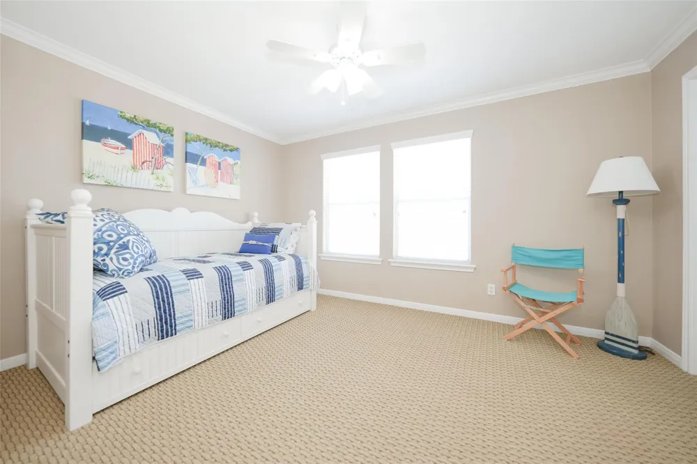 543 Sunset Circle Galveston, TX 77554