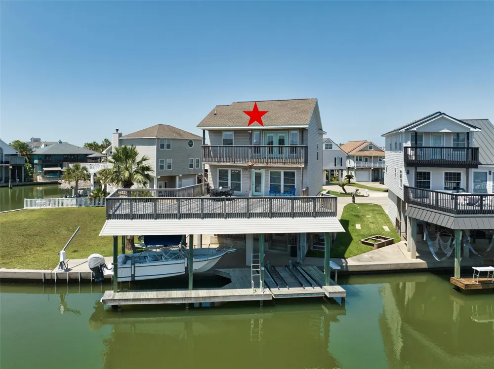 543 Sunset Circle Galveston, TX 77554