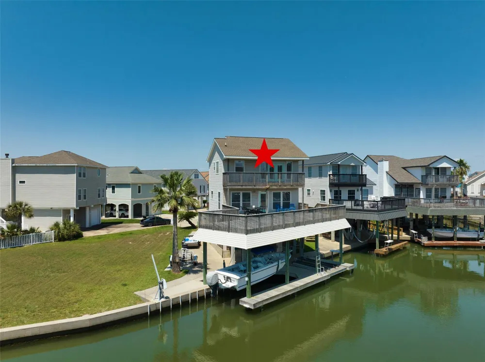 543 Sunset Circle Galveston, TX 77554