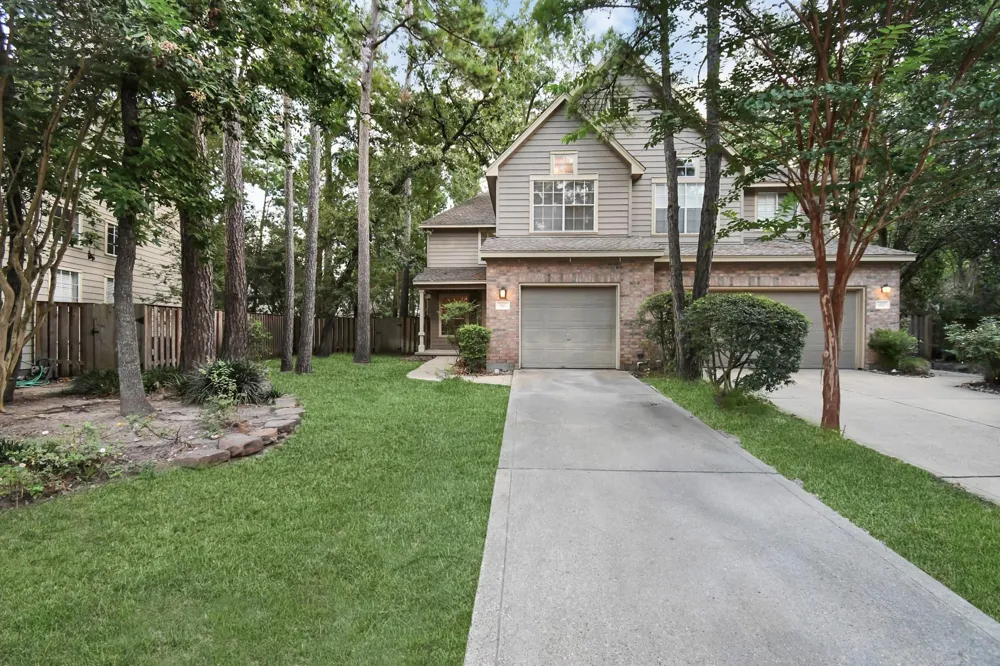 60 Lakeridge Court The Woodlands, TX 77381