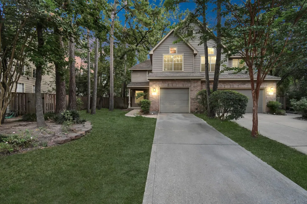 60 Lakeridge Court The Woodlands, TX 77381