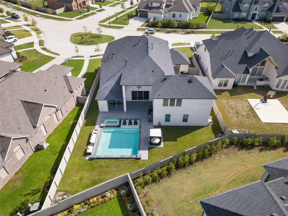 5006 Ashland Glen Lane Manvel, TX 77578