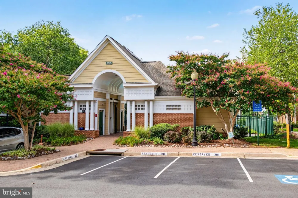 12913 ALTON SQUARE #320 Herndon, VA 20170