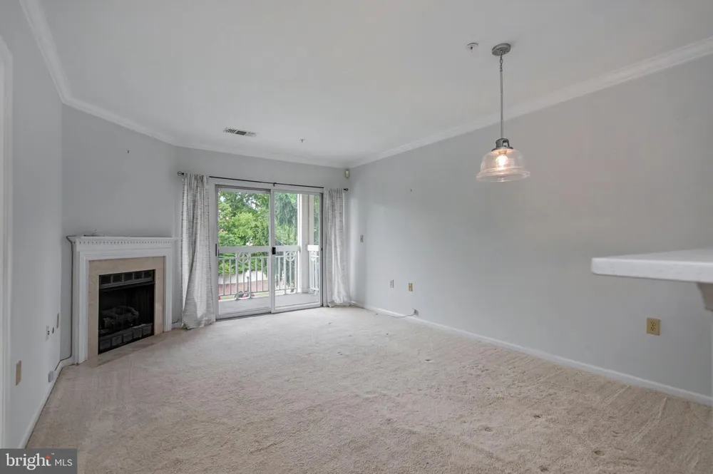 12913 ALTON SQUARE #320 Herndon, VA 20170