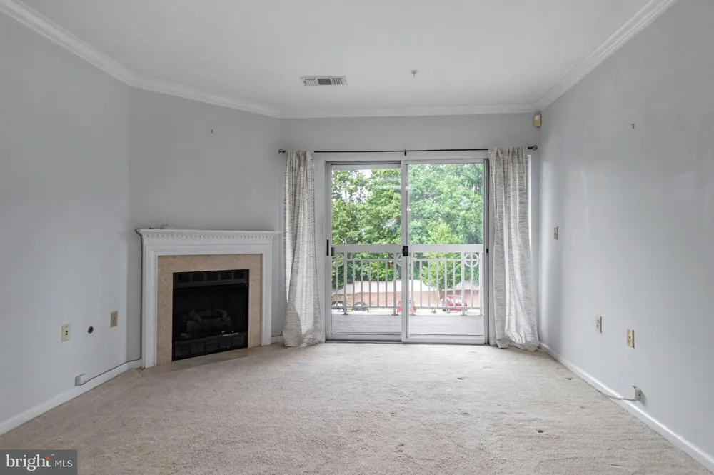 12913 ALTON SQUARE #320 Herndon, VA 20170