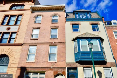1211 LOCUST STREET #2F