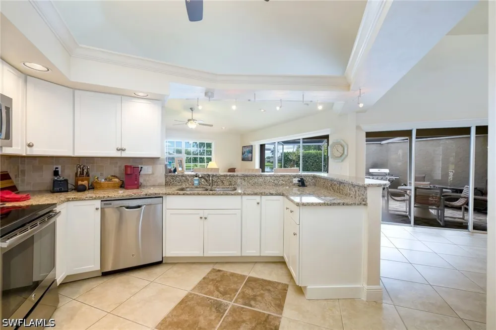 Kent Drive Naples, FL 34112