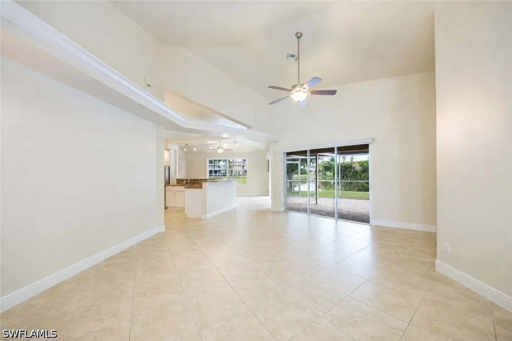 Kent Drive Naples, FL 34112