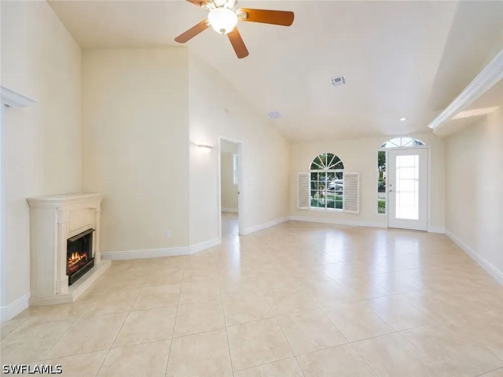 Kent Drive Naples, FL 34112