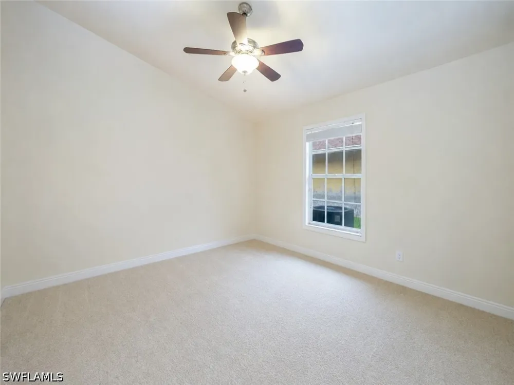 Kent Drive Naples, FL 34112