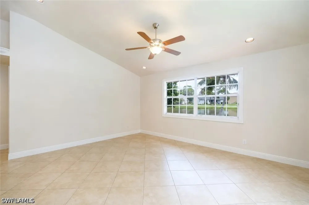 Kent Drive Naples, FL 34112