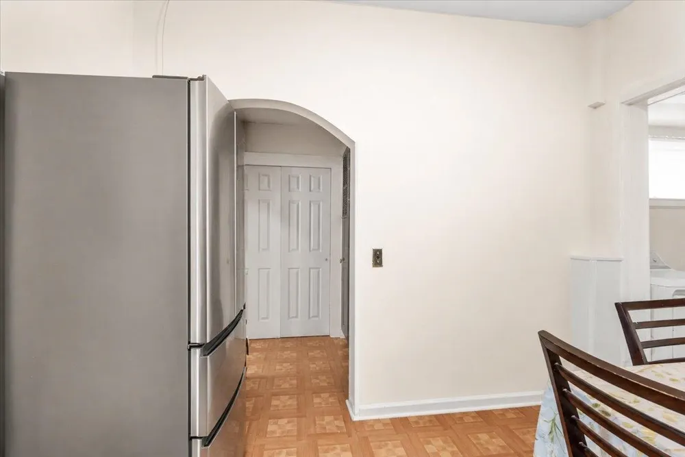 1009 PATERSON PLANK RD North Bergen, NJ 07047