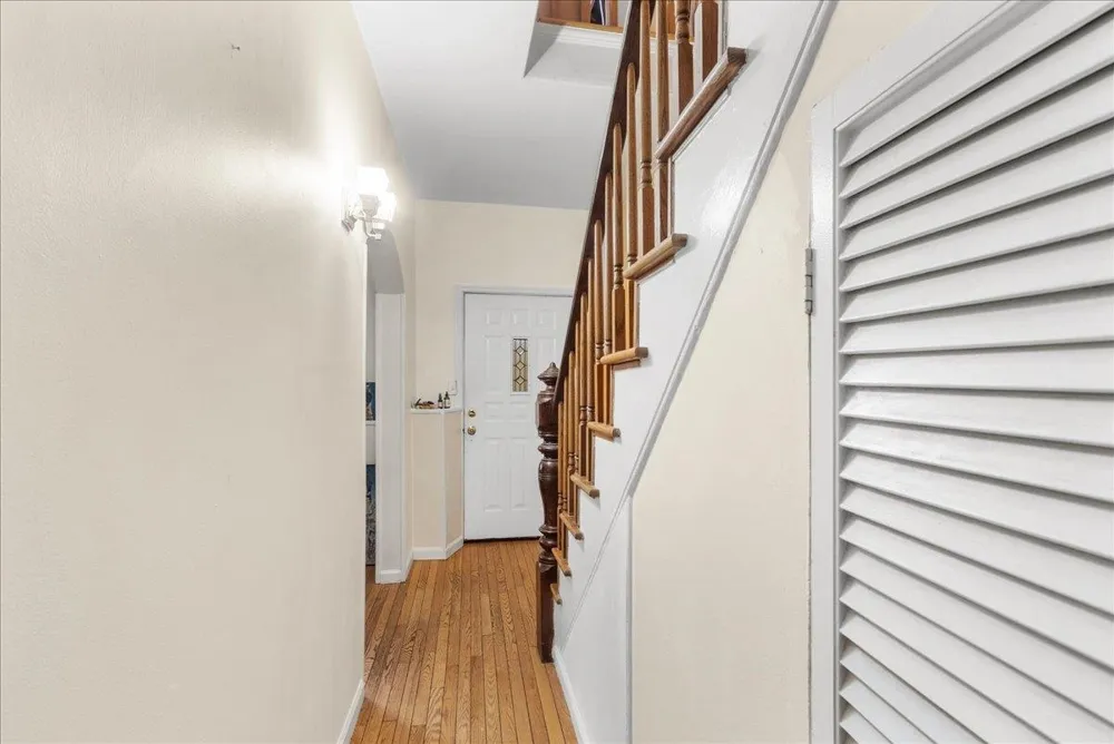 1009 PATERSON PLANK RD North Bergen, NJ 07047