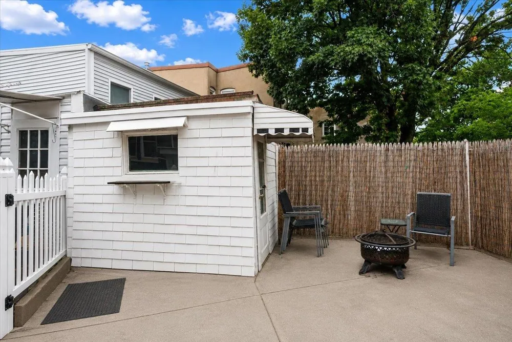 1009 PATERSON PLANK RD North Bergen, NJ 07047
