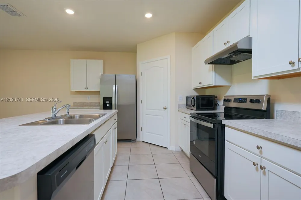 660 COTULLA Dr Kissimmee, FL 34758