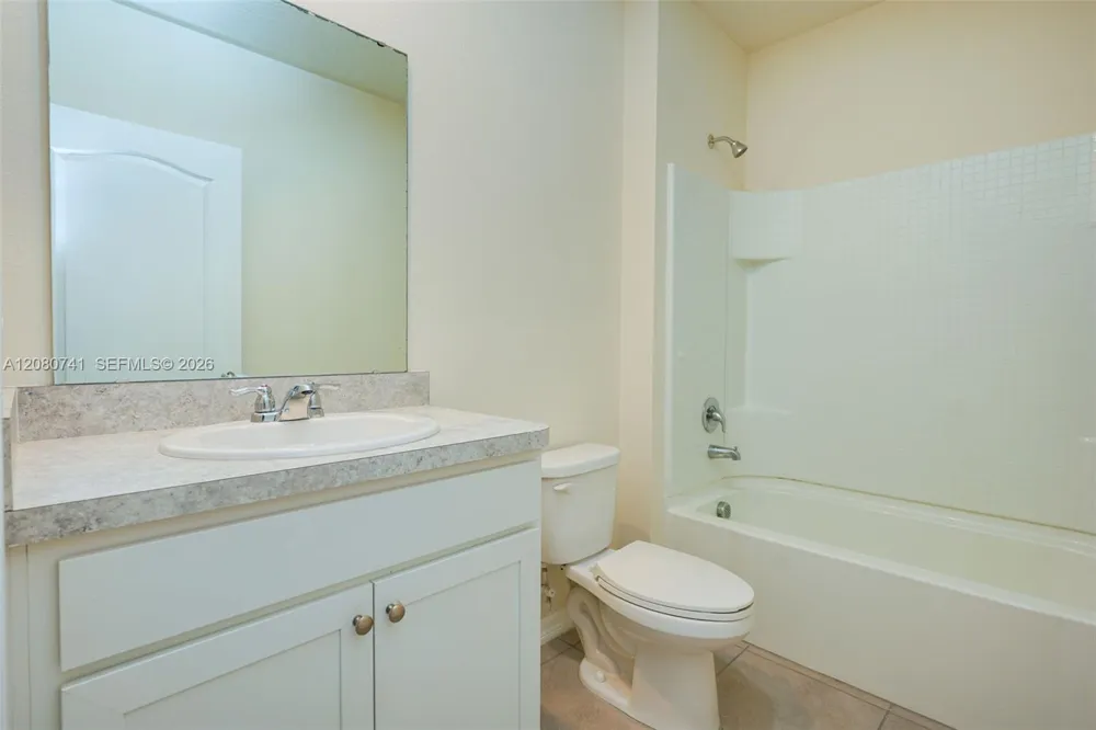 660 COTULLA Dr Kissimmee, FL 34758