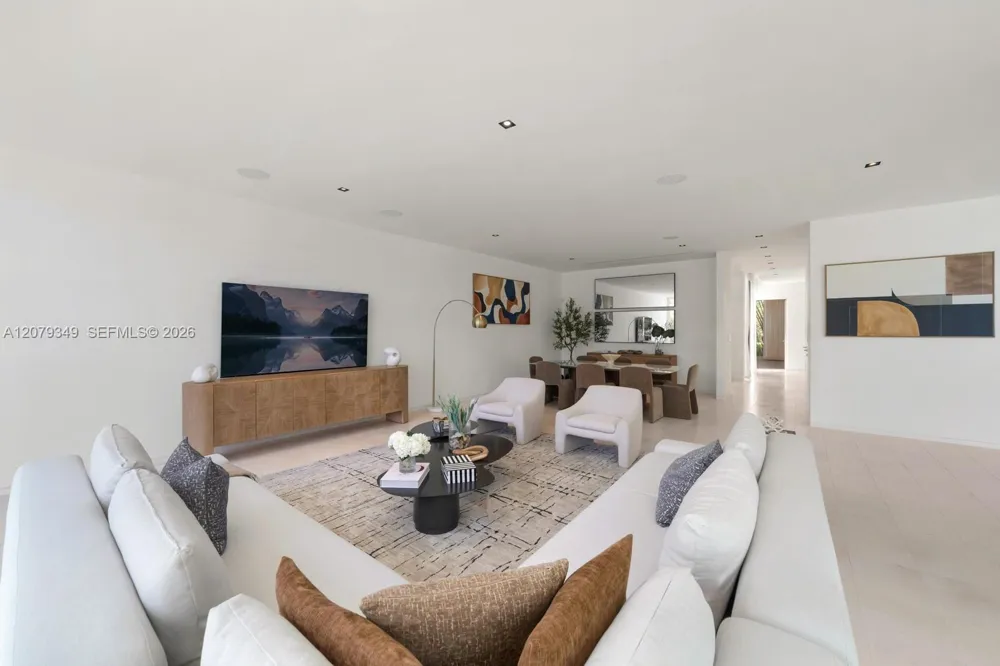 1031 W 48th St #6 Miami Beach, FL 33140