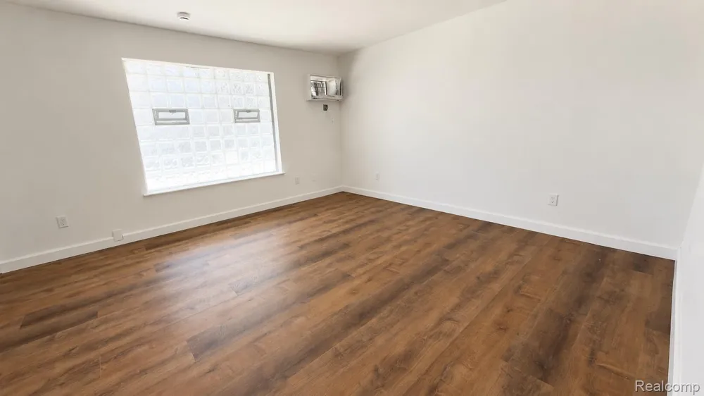 11360 Wyoming Avenue #4 Detroit City, MI 48204
