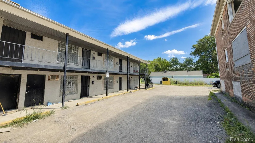 11360 Wyoming Avenue #4 Detroit City, MI 48204
