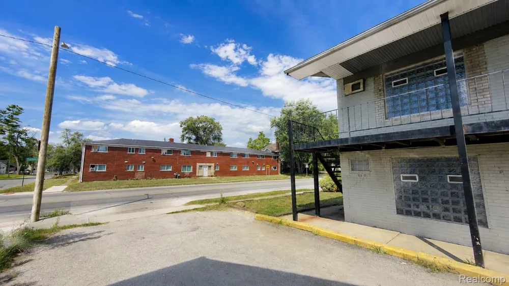 11360 Wyoming Avenue #4 Detroit City, MI 48204
