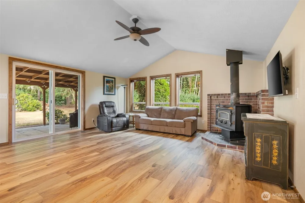 9734 65th Lane SE Olympia, WA 98513