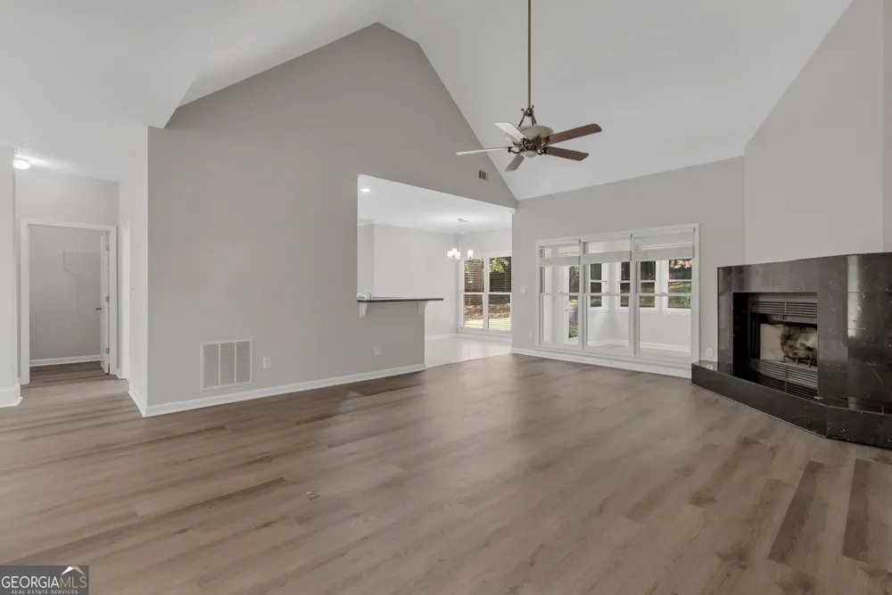 122 Bent Creek DR Woodstock, GA 30189