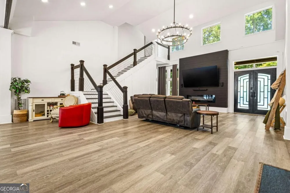 6409 Snelling Mill RD Flowery Branch, GA 30542