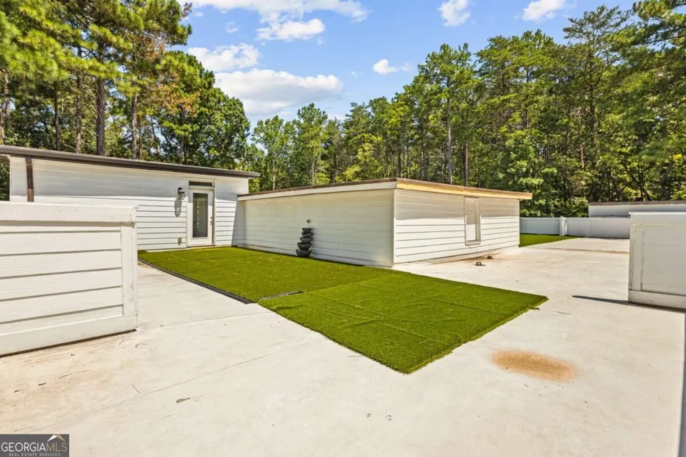 6409 Snelling Mill RD Flowery Branch, GA 30542