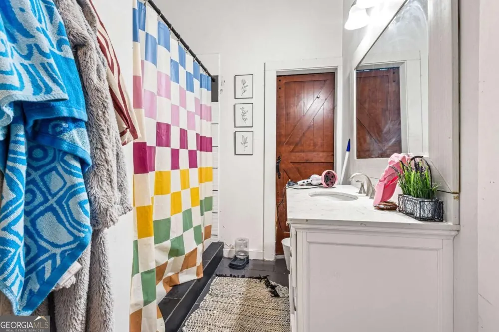 6409 Snelling Mill RD Flowery Branch, GA 30542