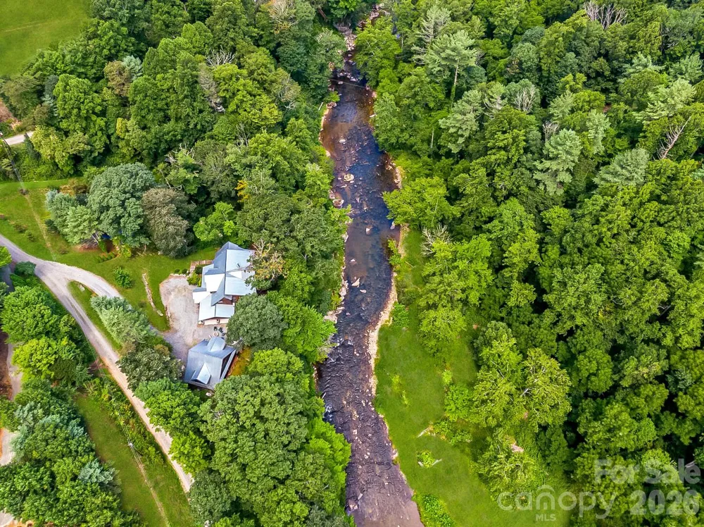 597 Auborn Trivette Road Sugar Grove, NC 28679
