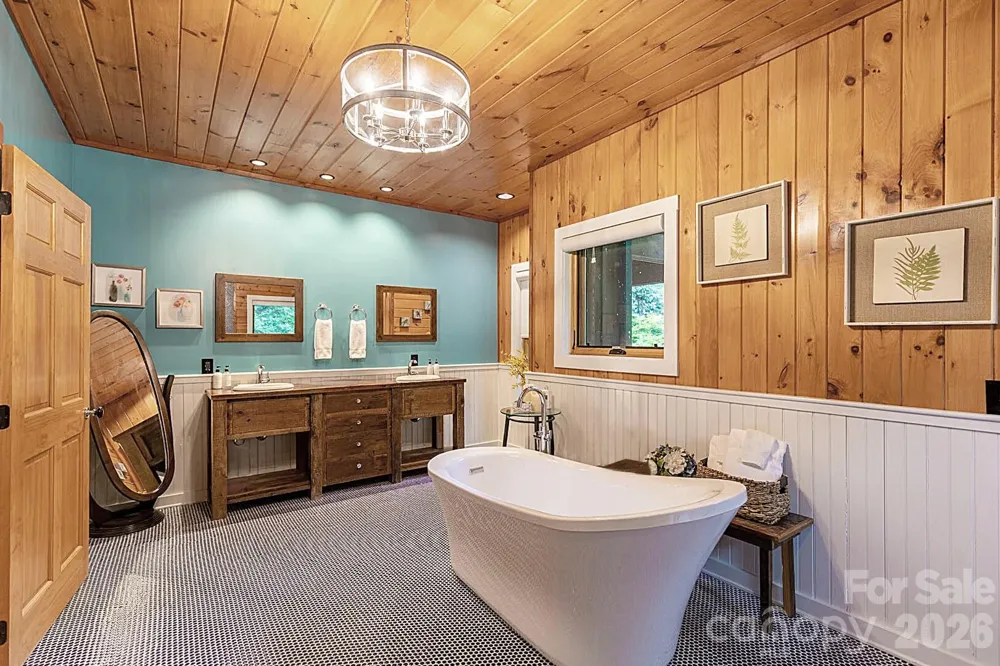 597 Auborn Trivette Road Sugar Grove, NC 28679