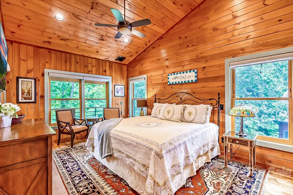 597 Auborn Trivette Road Sugar Grove, NC 28679