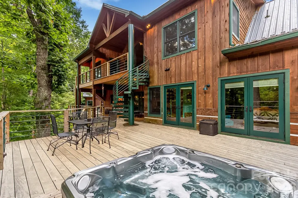 597 Auborn Trivette Road Sugar Grove, NC 28679