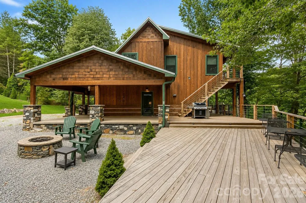 597 Auborn Trivette Road Sugar Grove, NC 28679