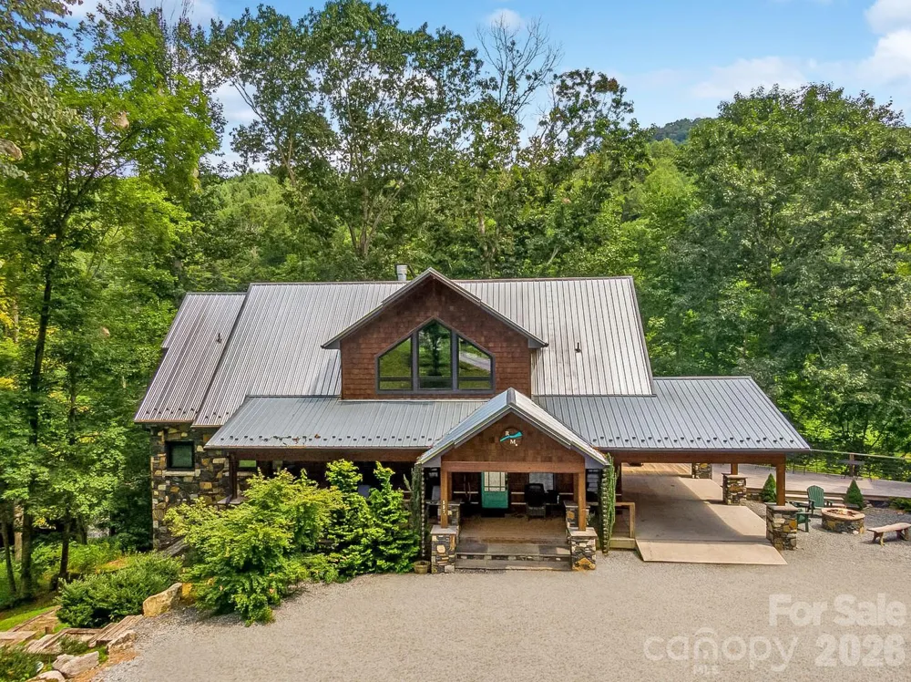 597 Auborn Trivette Road Sugar Grove, NC 28679
