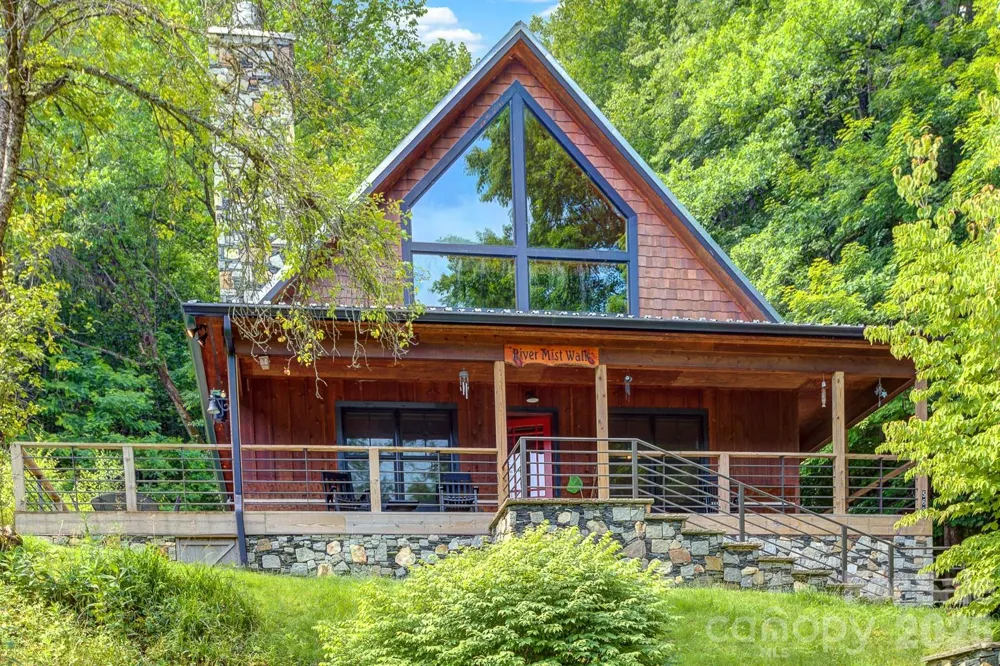 568 Auborn Trivette Road Sugar Grove, NC 28679
