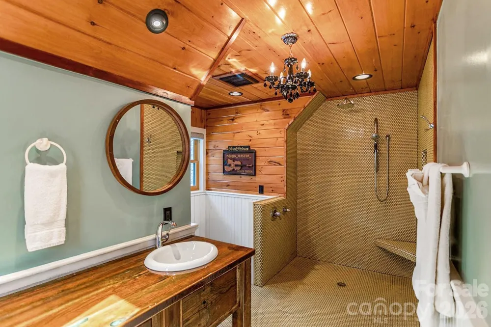 568 Auborn Trivette Road Sugar Grove, NC 28679