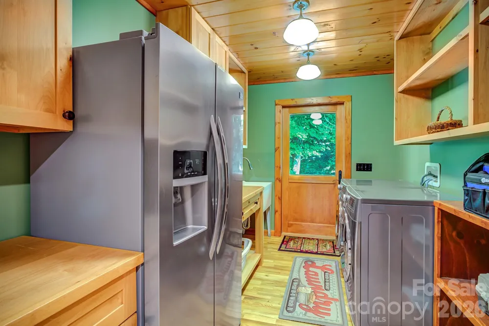 568 Auborn Trivette Road Sugar Grove, NC 28679