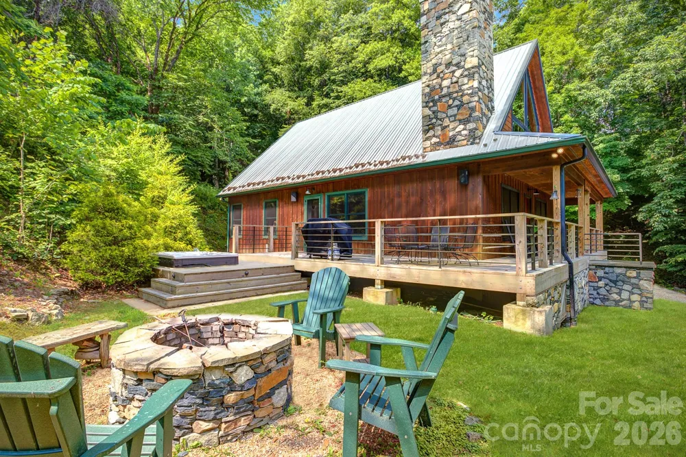 568 Auborn Trivette Road Sugar Grove, NC 28679