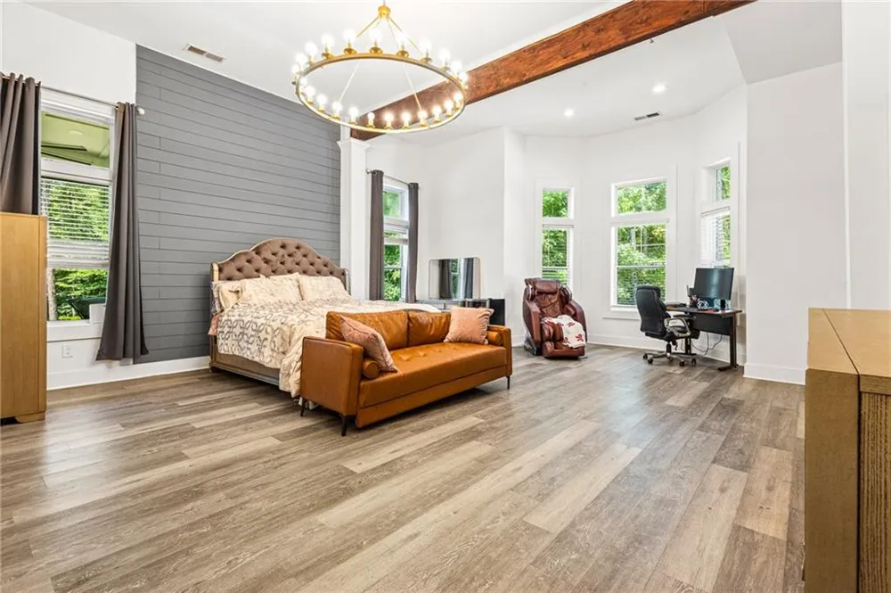 6409 Snelling Mill Road Flowery Branch, GA 30542